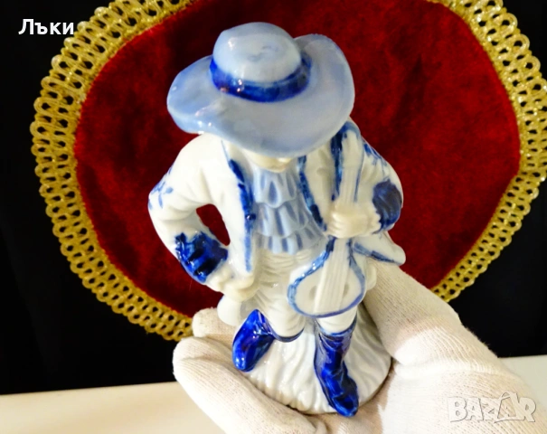 Порцеланова фигура Лютнист,Royal Dragon. , снимка 5 - Статуетки - 54071308