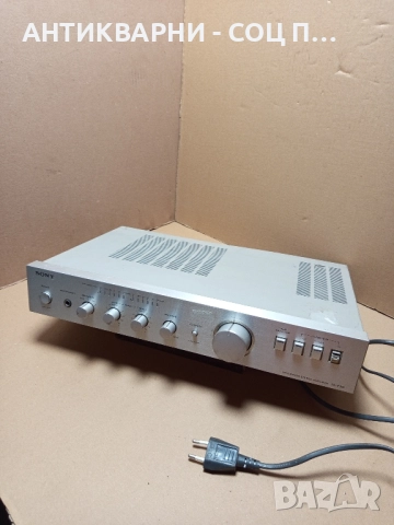 Стар Немски Музикален Инструмент Усилвател SONY.