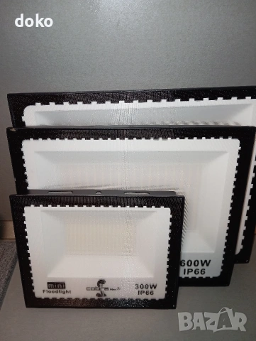 Ел. прожектор 300/600/900W