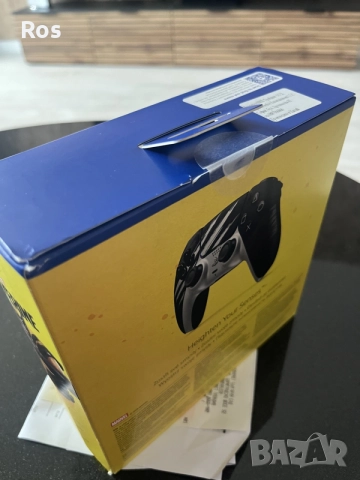   Wolverine Adamantium Limited Edition controller ps5  , снимка 2 - PlayStation конзоли - 56254889