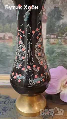 Прекрасна бронзова ваза с емайл, снимка 4 - Антикварни и старинни предмети - 49576474
