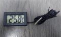 термометър със сонда дома офиса автомобила , снимка 1 - Аксесоари и консумативи - 39144272