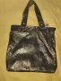 Голяма дамска чанта с протмоне , снимка 1 - Чанти - 36895316