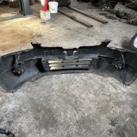 Предна броня за Nissan Qashqai2007, снимка 2 - Части - 44489373