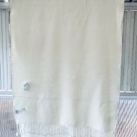 Красив вълнен шал ALEXI ANDRIOTTI,цвят екрю(ванилия), снимка 6 - Шалове - 38838667