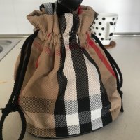 Малка чанта с кожена дръжка, снимка 1 - Чанти - 37017754