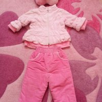 Термо джинси със кокетно якенце и красива шапка, снимка 1 - Детски якета и елеци - 30024194