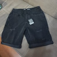 Къси дънкови панталони, снимка 1 - Панталони - 42219855