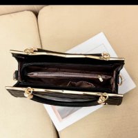 Стилна дамска кожена чанта , снимка 7 - Чанти - 31448678