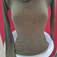 Блуза, снимка 3 - Блузи с дълъг ръкав и пуловери - 44560555