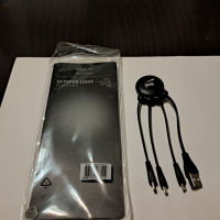 Универсален USB захранващ  кабел 4 в 1 във формата на октопод за смартфони,таблети, снимка 2 - USB кабели - 44733031