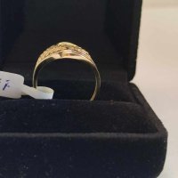 Нов Златен пръстен-2,76гр/14кр, снимка 4 - Пръстени - 42492440
