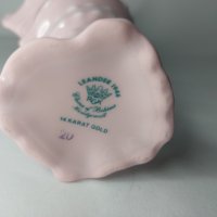 Ваза от розов костен бохемски порцелан, снимка 10 - Декорация за дома - 42725512