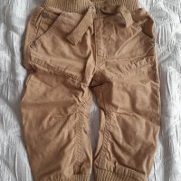 Спортно панталонче, снимка 1 - Панталони и долнища за бебе - 30357917