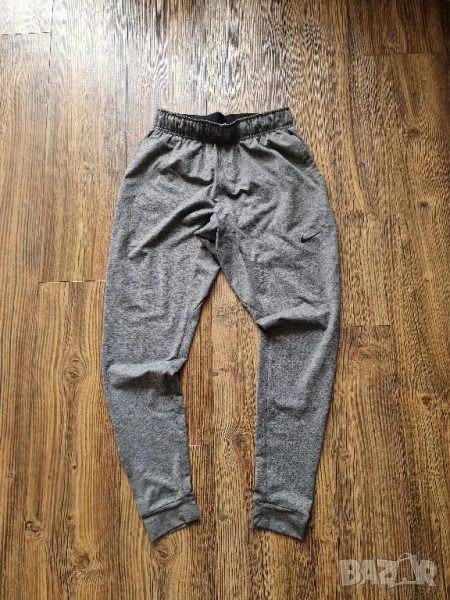 Страхотно мъжко спортно долнище NIKE размер S , снимка 1