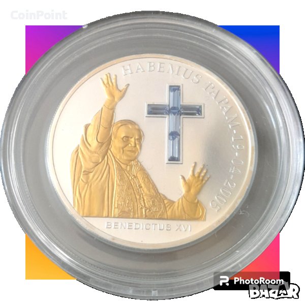 Сребърна монета с кристали Swarovski и злато, снимка 1