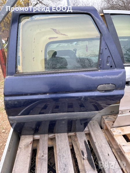 Задна лява синя врата Форд Ескорт 7 комби Ford Escort VII, снимка 1