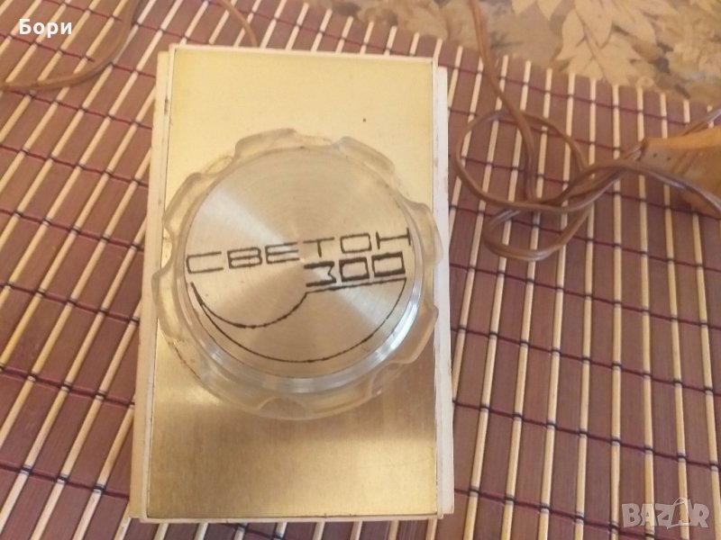 СВЕТОН -300 с контакт /регулира осветлението , снимка 1