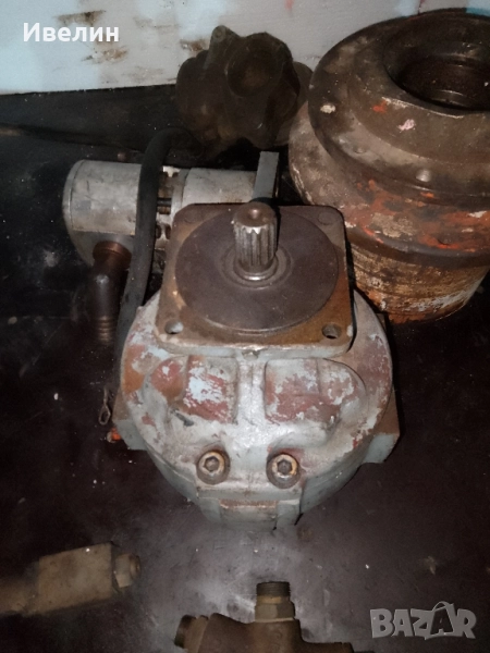 Хидравлична помпа за фадрома , снимка 1
