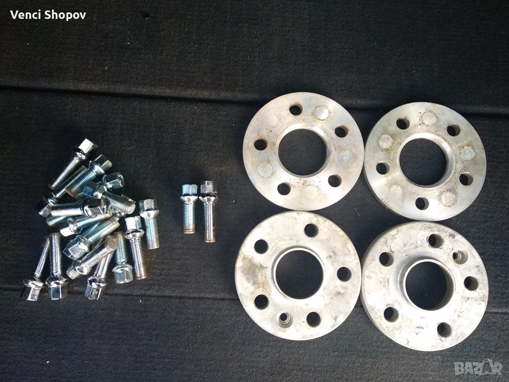 Фланци с болтове 5х100, снимка 1
