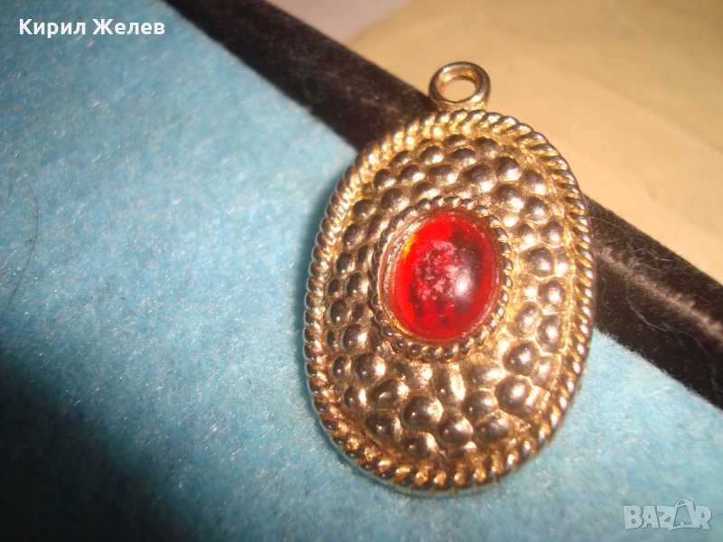 ПОЗЛАТЕН БРОНЗОВ СТАР АРТ НУВО СТИЛ КРАСИВ МЕДАЛЬОН с РЯДЪК ЧЕРВЕН КАТАЛИН 20195, снимка 1