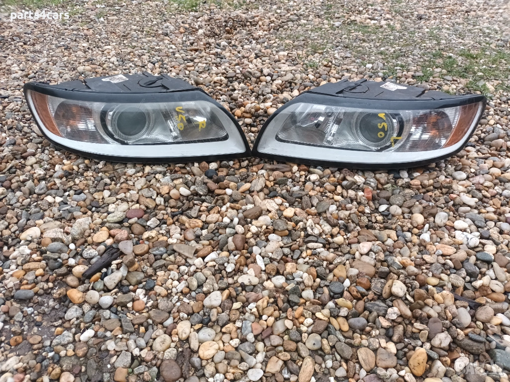 ляв и десен фар за волво В50 С40 фейслифт 07 - 12 VOLVO V50 S40 цена за брой, снимка 1