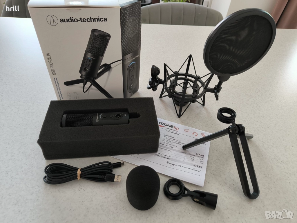 Професионален микрофон за студио, подкаст, гейминг. Като нов, снимка 1