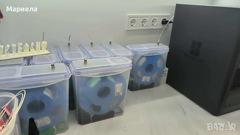 Комплект от 4броя кутия за съхранение и ползване на Найлонова хидрофобна нишка за 3D принтер бяла, снимка 1