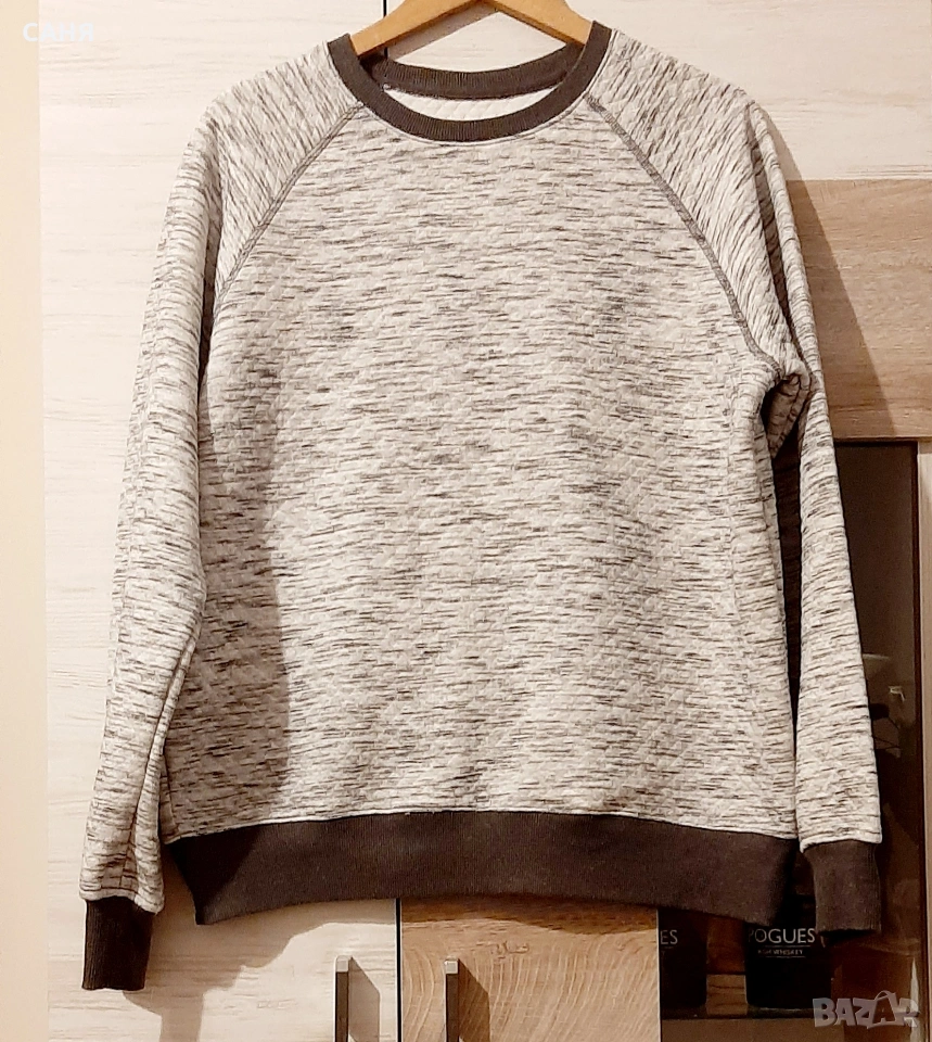 Мека ,плътна блуза, снимка 1