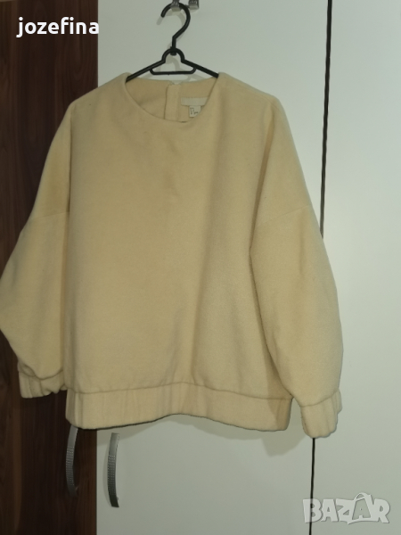 Интересна дебела блуза с паднал ръкав, кремав цвят, снимка 1