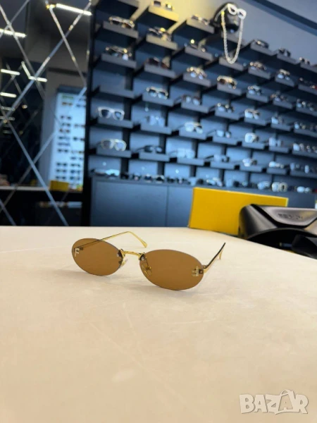 очила с черен обикновен калъф fendi , снимка 1