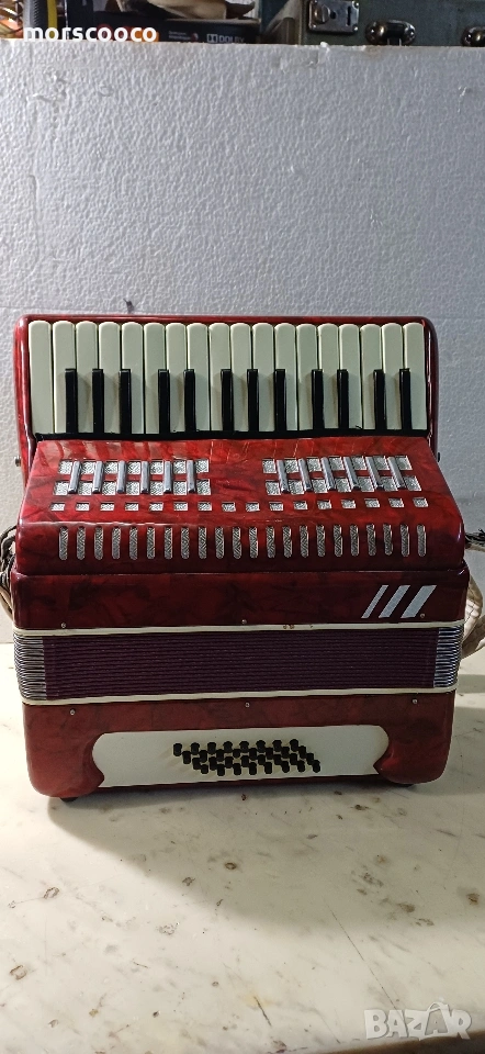 Немски електрически акордеон , снимка 1