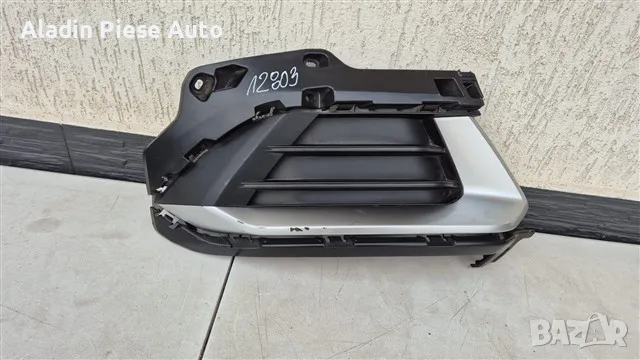 Прожекторна решетка за предна дясна броня Kia Sportage 5 година 2022 2023 2024 2025 код 86564-R2000,, снимка 1