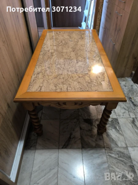 Холна маса от масивно дърво, снимка 1