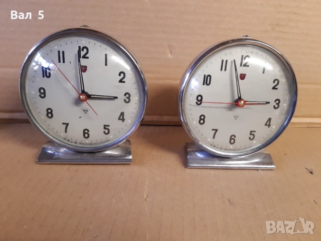 Стари будилници - ШАНХАЙСКИ ДИАМАНТ , Китай -2 броя. Работят