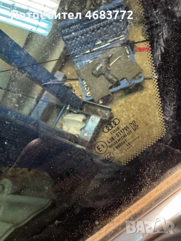 Задно малко дясно триъгълно стъкло в багажника комби Ауди Audi A6 2018г. само за 260лв. 4K9845298A, снимка 2 - Части - 52809037