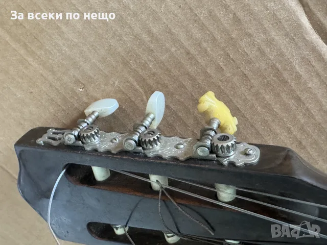 Акустична китара + калъф , Немска китара ''Hofner'', снимка 10 - Китари - 55887429