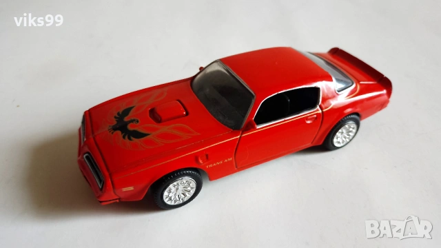 Pontiac Firebird Trans Am 1977 Motormax - Мащаб 1:43, снимка 2 - Колекции - 53096343