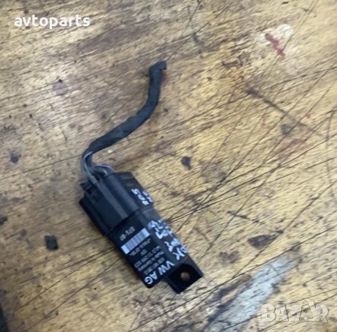 Vw golf5 audi a3 8p 1.9tdi 105кс Реле подгревни свещи