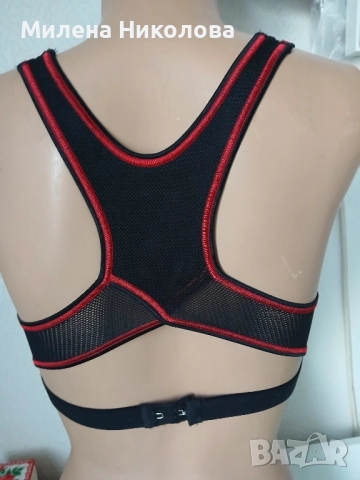 Спортно бюстие Триумф 70B, снимка 5 - Корсети, бюстиета, топове - 51728058