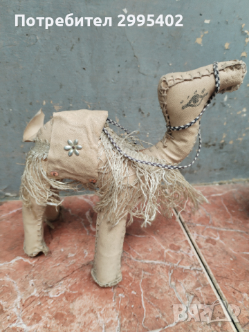 Сувенир кожена камила, снимка 1 - Други ценни предмети - 44780136