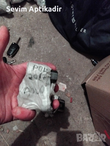 Комплект секретен болт за Поло 2017 модел, снимка 4 - Аксесоари и консумативи - 53200655