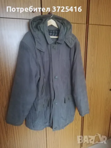 Зимно яке, ново,  със сваляща се подплата и качулка