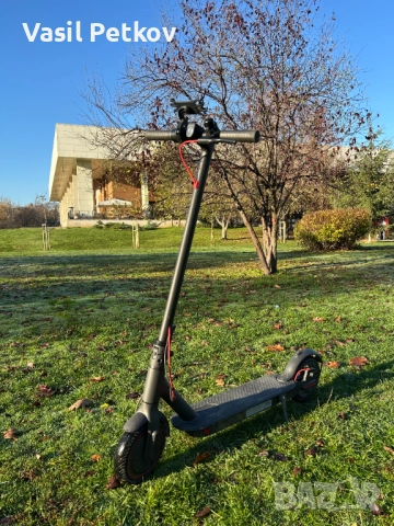 Електрическа Тротинетка Xiaomi Mi Electric Scooter Pro, снимка 2 - Други спортове - 52420043