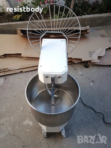 Спирална тестомесачка 33литра IGF 2200 S25 , снимка 3 - Обзавеждане на кухня - 51516657