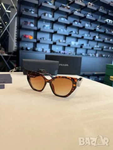 очила с черен обикновен калъф prada gucci , снимка 8 - Слънчеви и диоптрични очила - 50415792