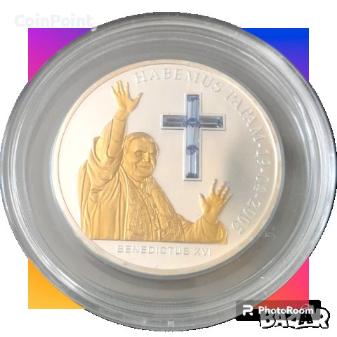 Сребърна монета с кристали Swarovski и злато