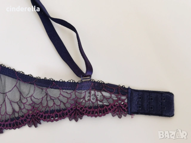 Сутиен 70C лилав гладък, с банел, T-shirt модел, Chantelle, снимка 8 - Бельо - 53896646