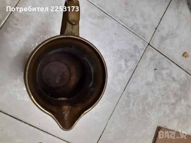 Масивна бронзова кана с удобна дръжка, снимка 4 - Декорация за дома - 38850633