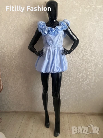 Гащеризонче в синьо с цветя, снимка 1